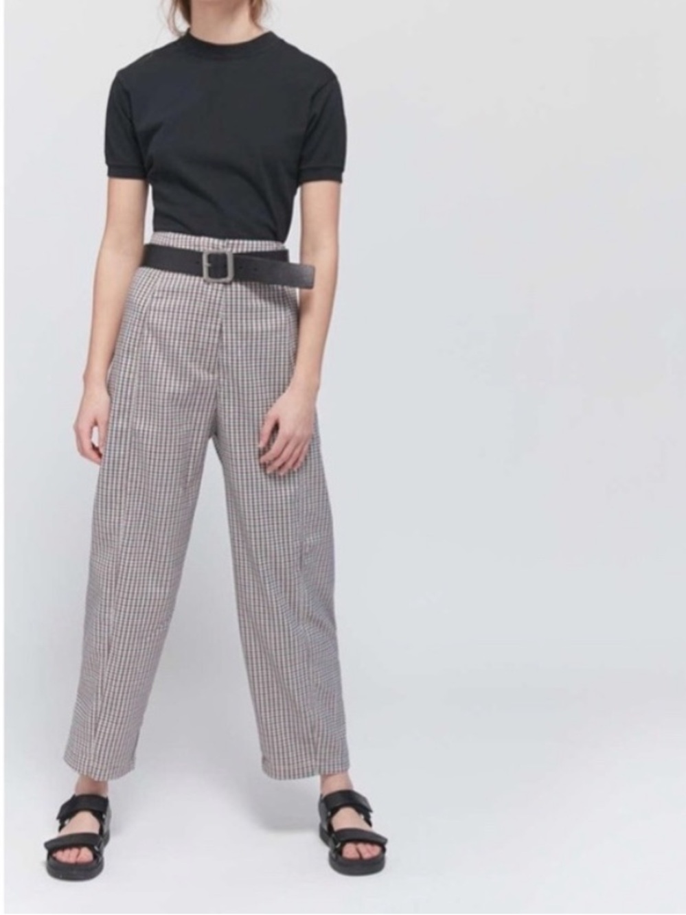 Urban Outfitters Saunter Carrot Trouser Size 4 Brown Green Plaid Barrel Leg